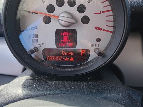 Used 2012 MINI Cooper Hardtop image 9