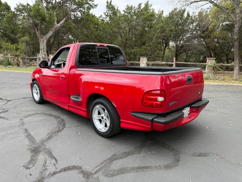 Used 1999 Ford F150 Lightning image 4