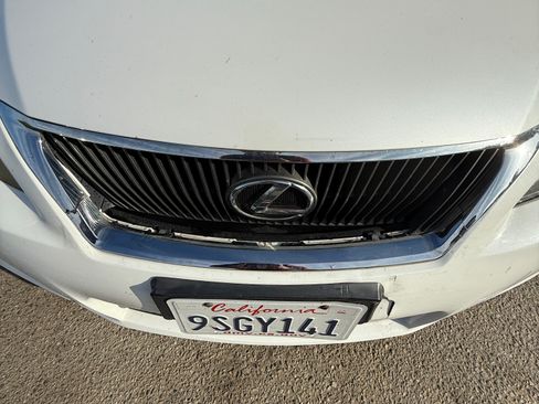 Used 2010 Lexus IS 250C image 9