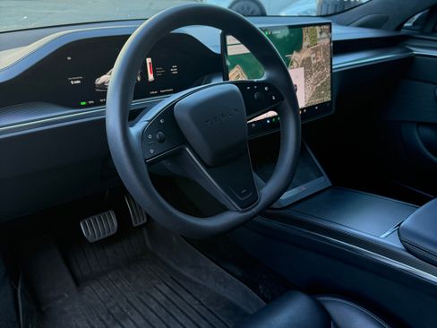 Used 2024 Tesla Model S Plaid image 14