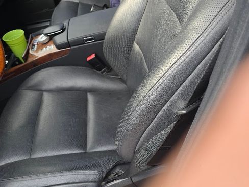 Used 2010 Mercedes-Benz S 550 image 8