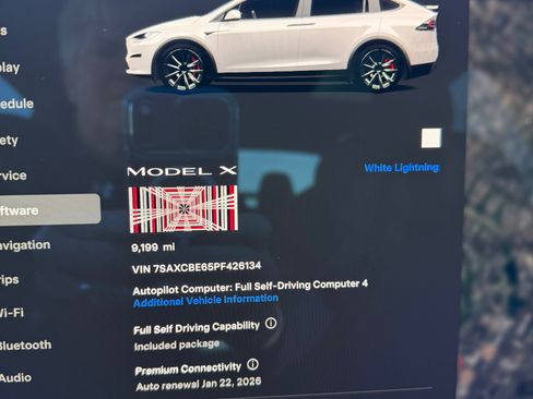 Used 2023 Tesla Model X Plaid image 20