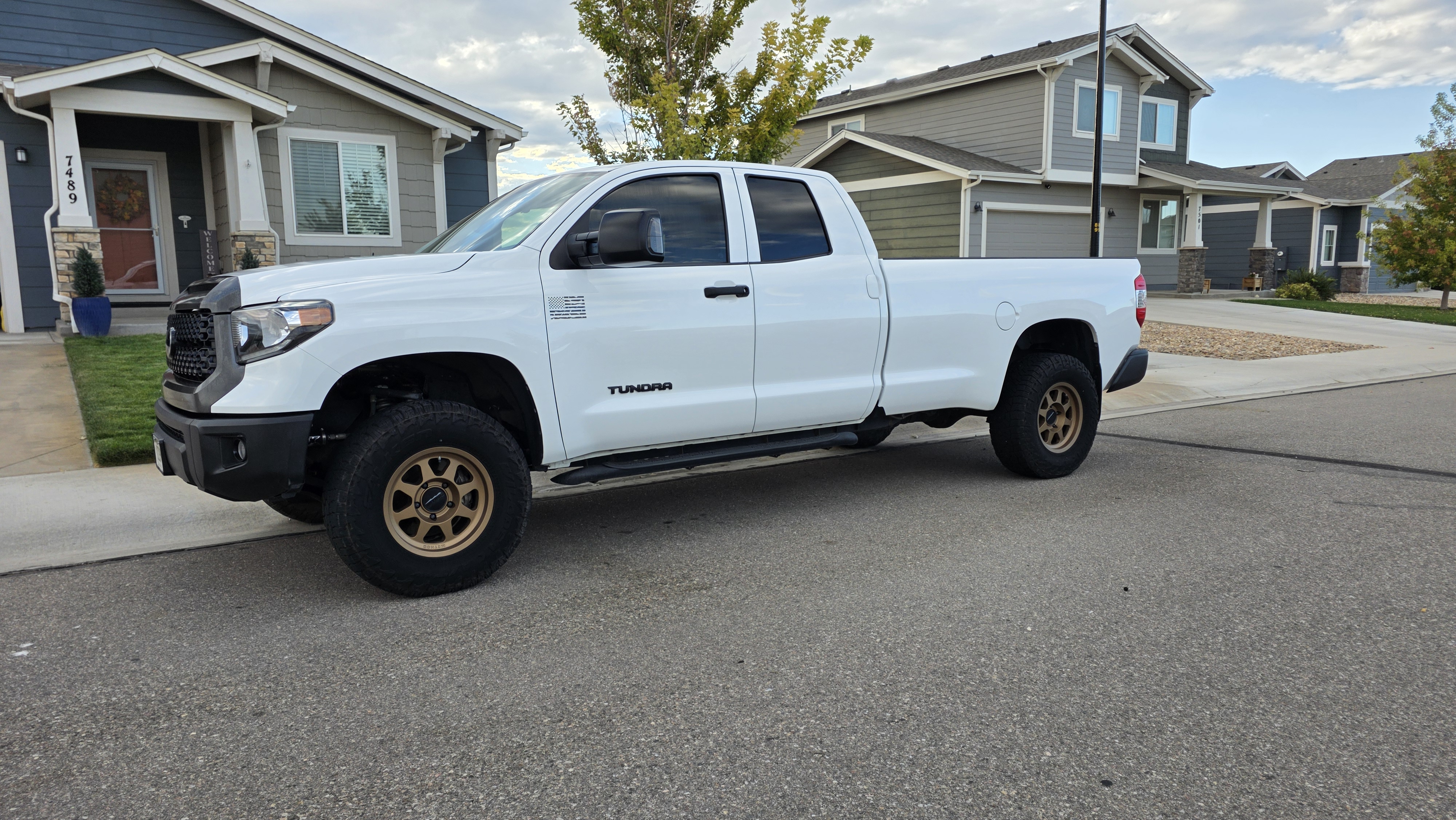 Used 2019 Toyota Tundra SR AWD/4WD image 4