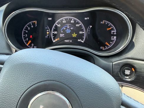 Used 2019 Jeep Grand Cherokee Limited w/ Luxury Group II AWD/4WD image 8