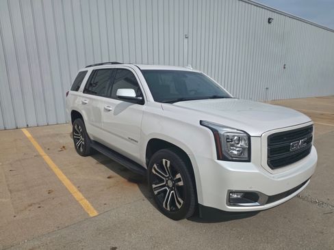 Used 2019 GMC Yukon SLT w/ Open Road Package image 2
