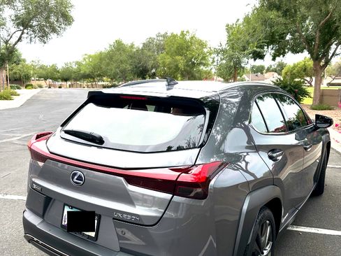 Used 2021 Lexus UX 250h F Sport image 16