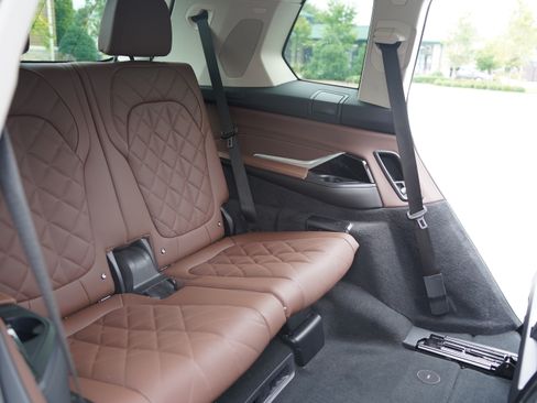 Used 2025 BMW X7 xDrive40i AWD/4WD image 20