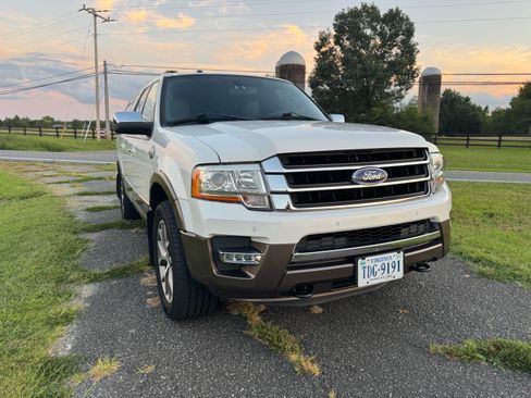 Used 2015 Ford Expedition EL King Ranch AWD/4WD image 31