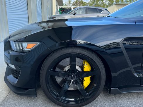 Used 2017 Ford Mustang Shelby GT350 w/ Electronics Package image 4