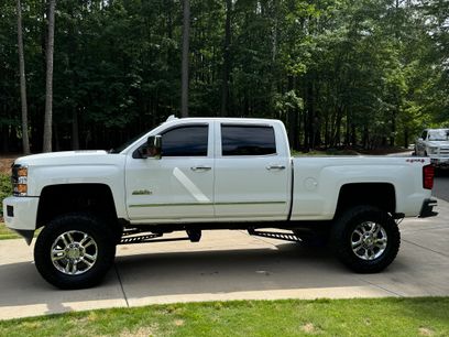 Used 2015 Chevrolet Silverado 2500 High Country w/ Duramax Plus Package