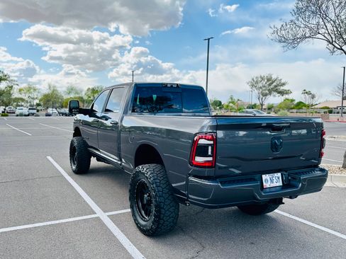 Used 2023 RAM 2500 Laramie w/ Night Edition AWD/4WD image 8