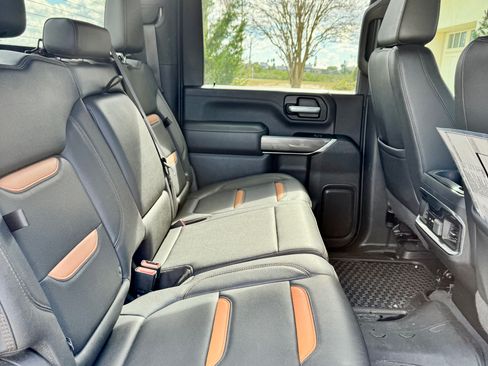 Used 2022 GMC Sierra 3500 AT4 w/ Gooseneck/5TH Wheel Package image 21