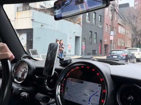 Used 2011 MINI Cooper S FWD image 2
