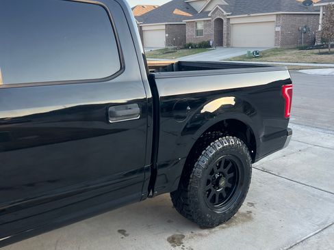 Used 2017 Ford F150 XLT image 5