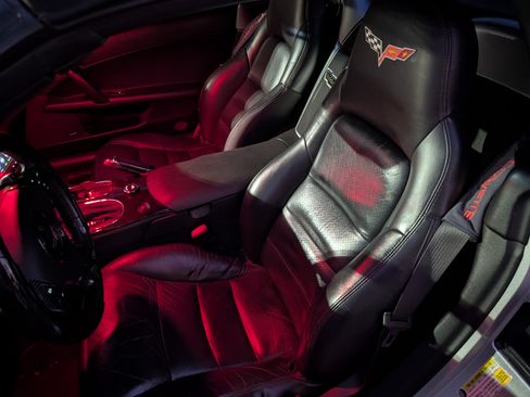 Used 2009 Chevrolet Corvette Convertible w/ Preferred Equipment Group image 5