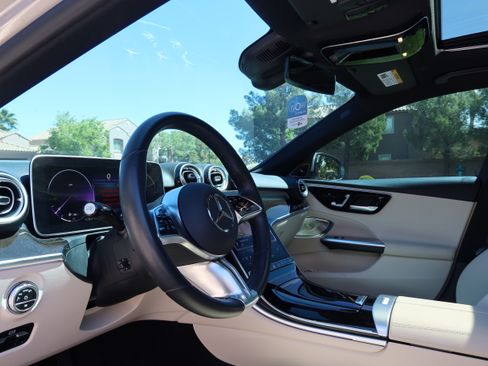 Used 2024 Mercedes-Benz C 300 Sedan image 15