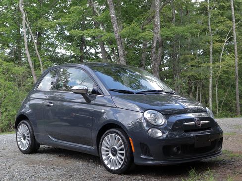 Used 2018 FIAT 500 Lounge FWD image 4
