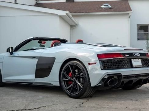 Used 2023 Audi R8 V10 performance image 6