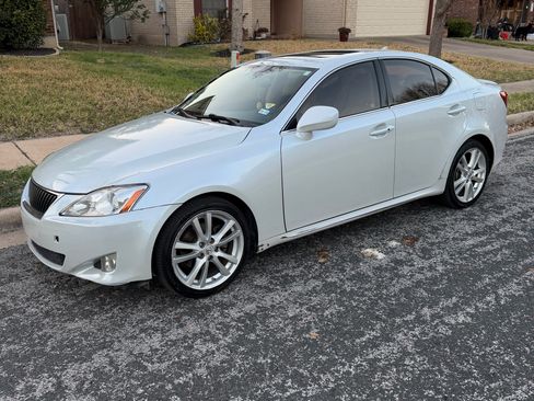 Used 2007 Lexus IS 250 image 2