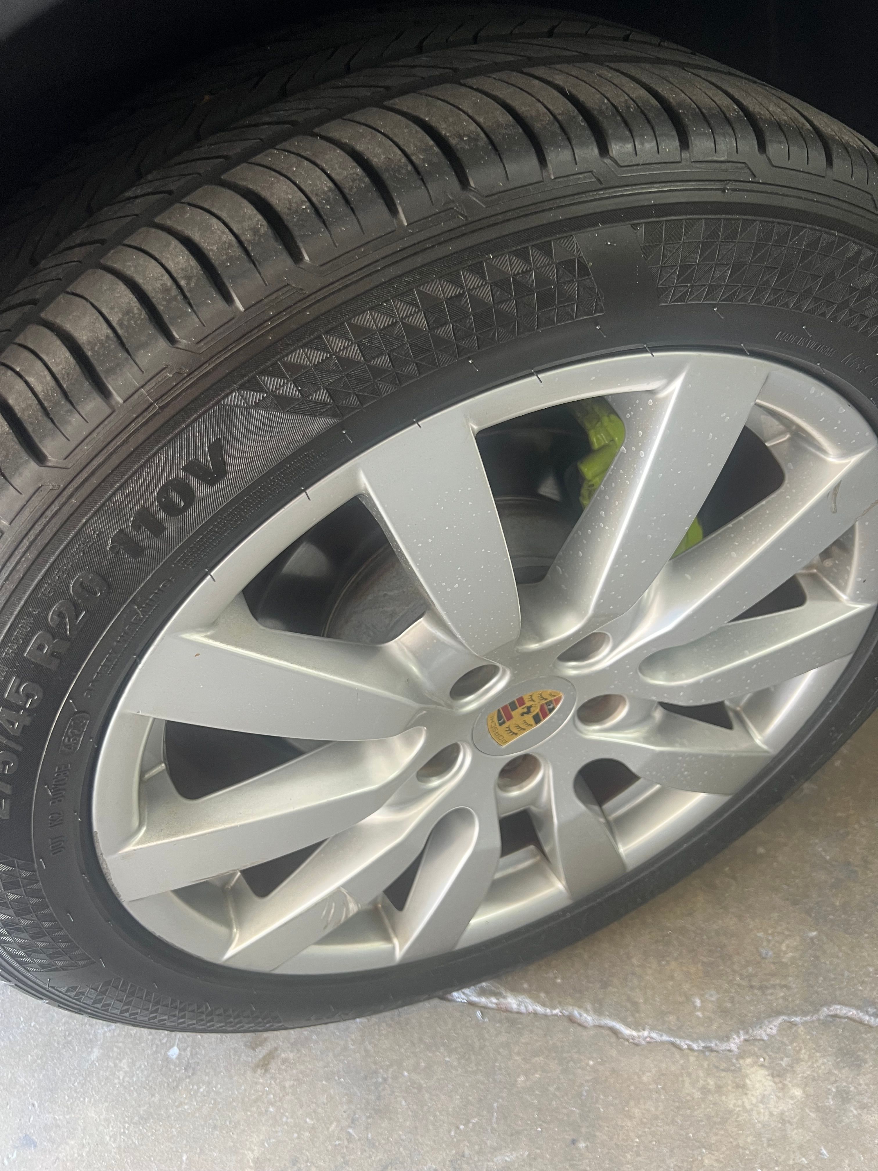 Used 2016 Porsche Cayenne S AWD/4WD image 23