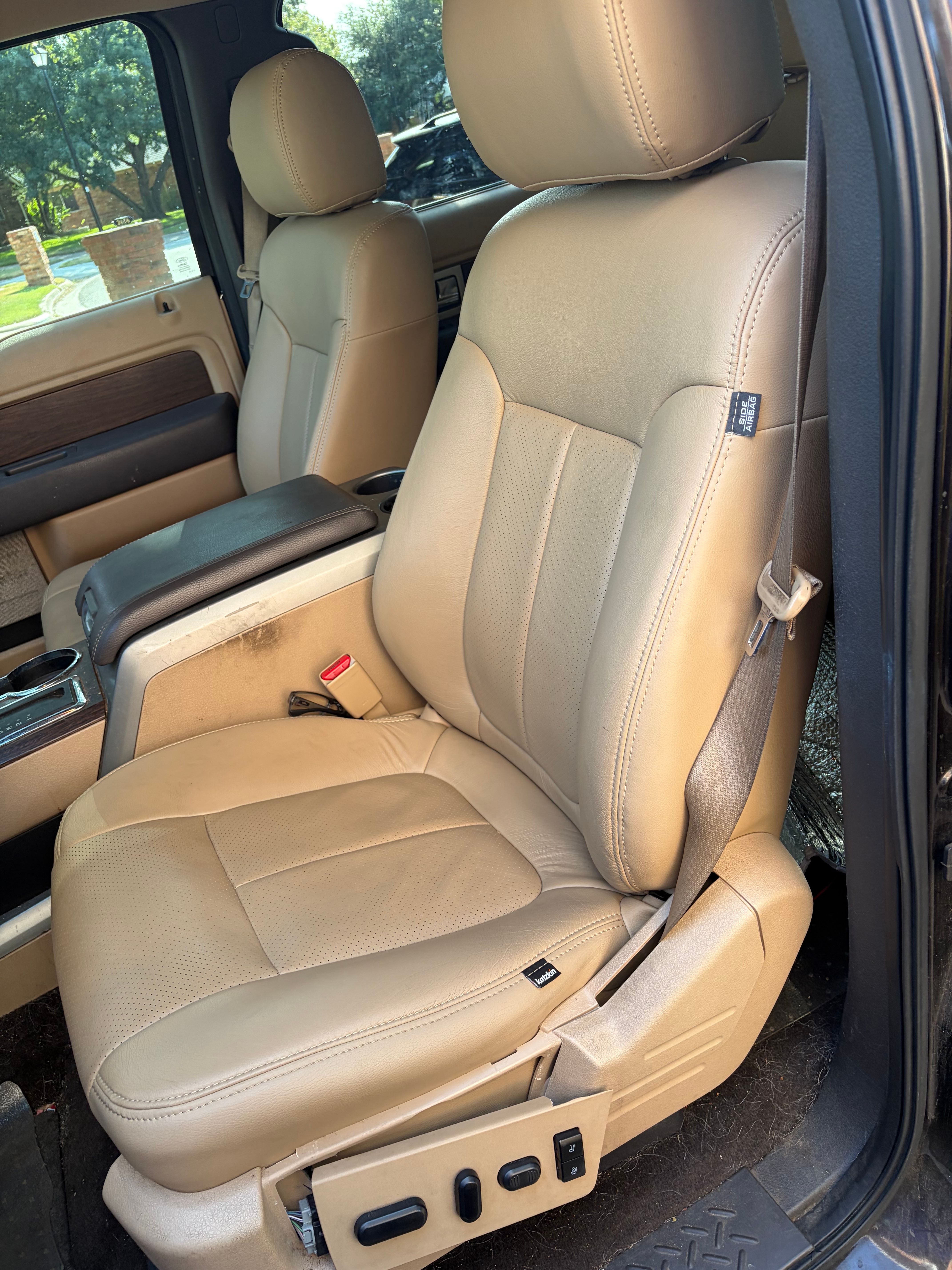 Used 2013 Ford F150 Lariat w/ Mid Equipment Group RWD image 13