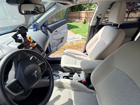 Used 2021 Mitsubishi Outlander Sport SE AWD/4WD image 9