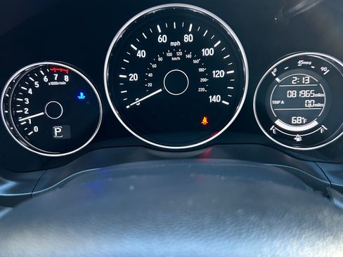 Used 2016 Honda HR-V EX image 2