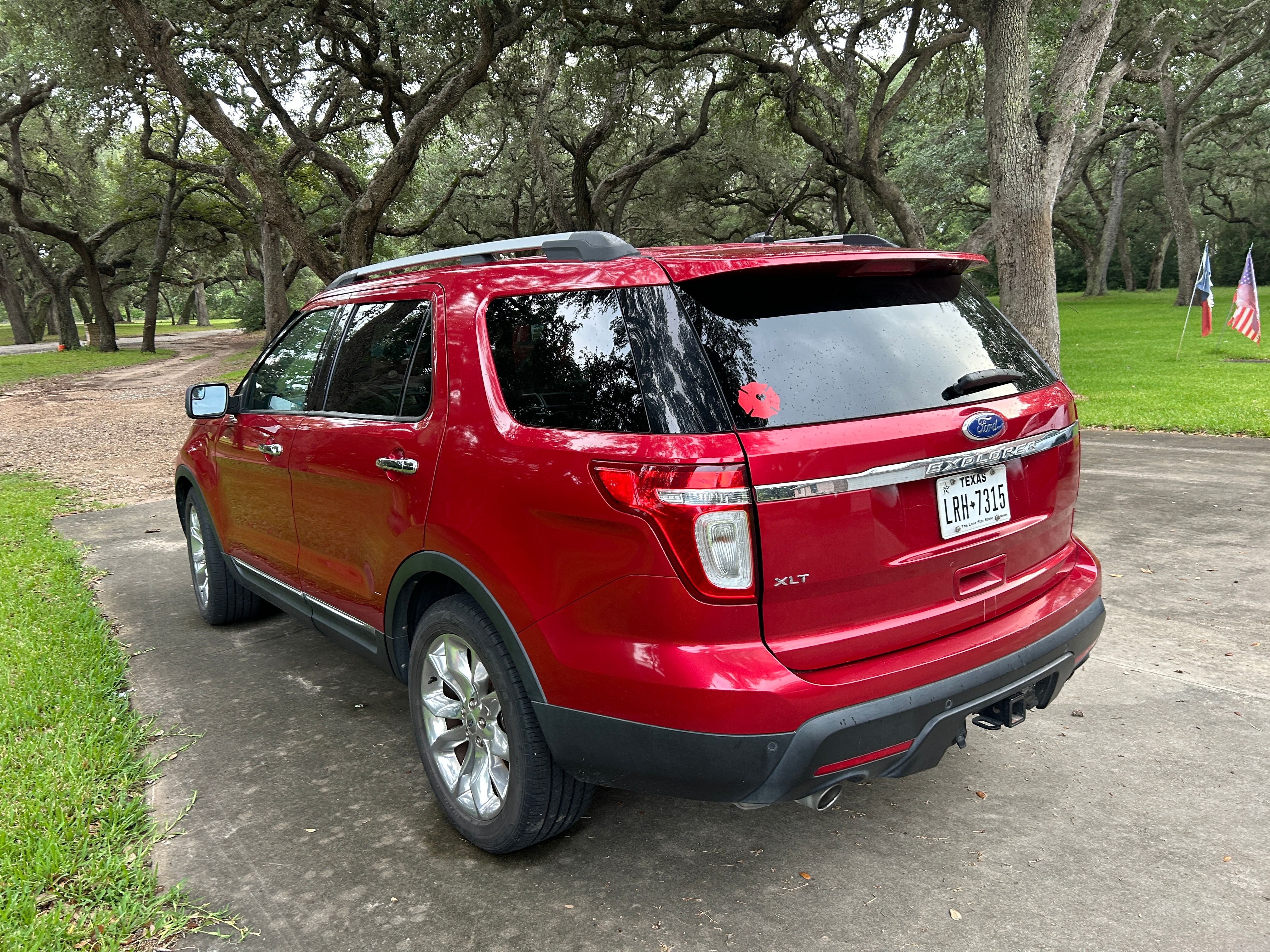 Used 2011 Ford Explorer XLT w/ 202A Rapid Spec Order Code FWD image 12