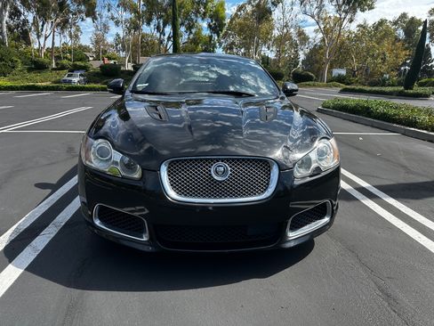 Used 2010 Jaguar XF R RWD image 6