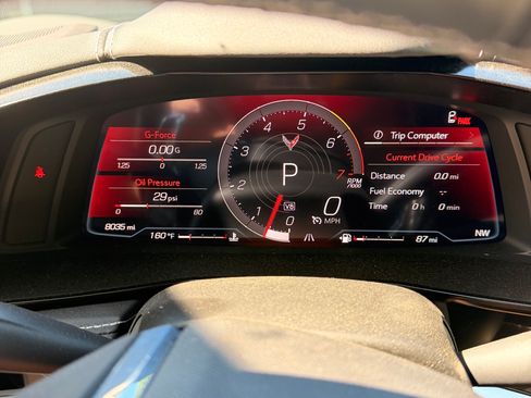 Used 2024 Chevrolet Corvette Stingray Preferred Cpe w/ 2LT RWD image 19