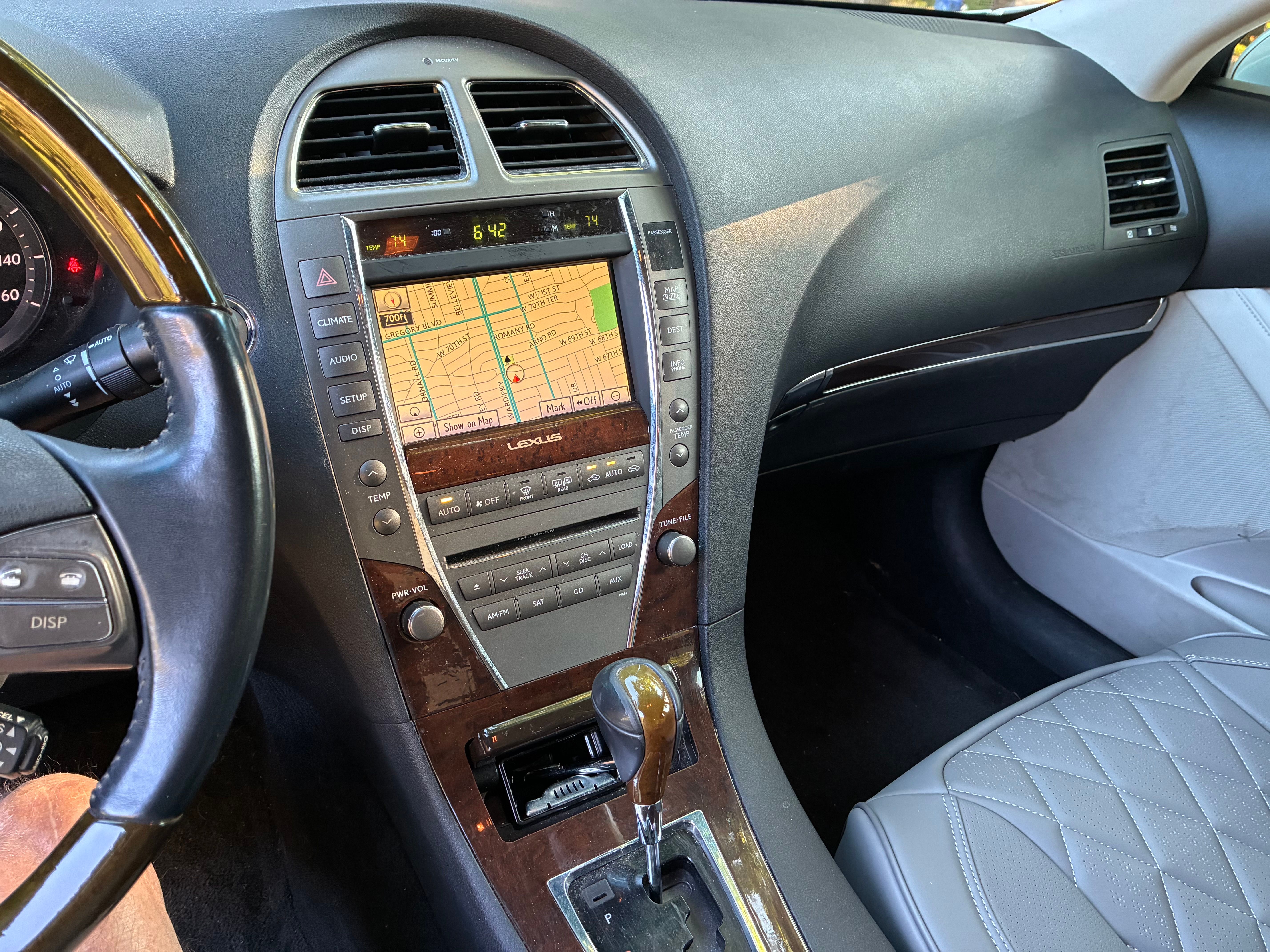 Used 2010 Lexus ES 350 FWD image 11