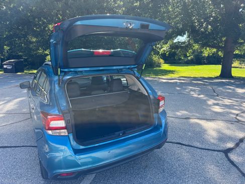 Used 2017 Subaru Impreza 2.0i Limited w/ Moonroof/BSD & Rcta/Eyesight AWD/4WD image 18