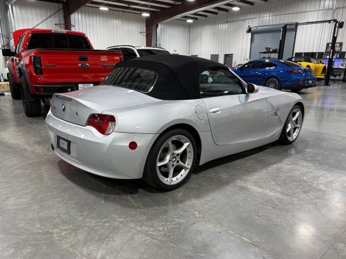Used 2006 BMW Z4 3.0si RWD image 4