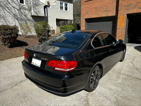 Used 2010 BMW 328i xDrive Coupe image 5