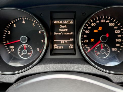 Used 2010 Volkswagen GTI 2.0T 2-Door image 28