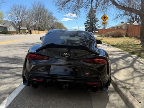 Used 2021 Toyota Supra w/ Safety & Technology Package RWD image 8