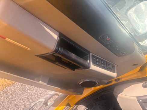 Used 2006 HUMMER H2 image 5