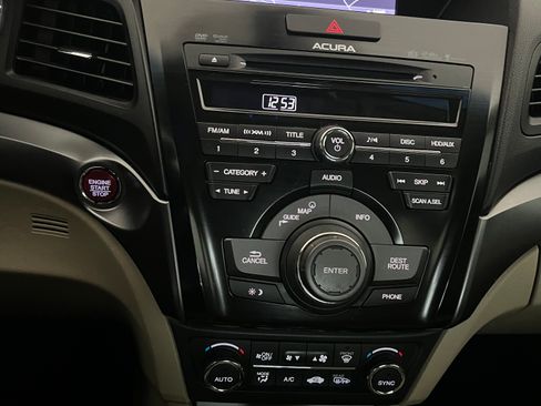 Used 2013 Acura ILX w/ Technology Package image 11