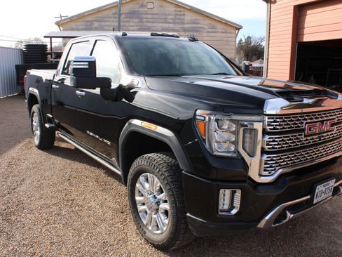Used 2021 GMC Sierra 2500 Denali w/ Denali Ultimate Package image 1