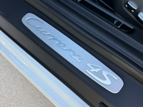 Used 2016 Porsche 911 Carrera 4S image 15