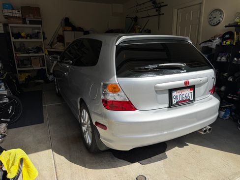 Used 2004 Honda Civic Si image 2