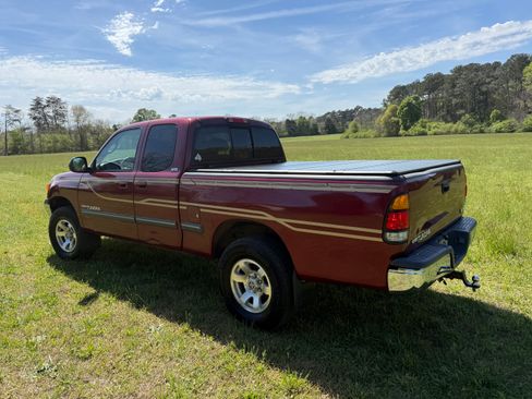 Used 2000 Toyota Tundra SR5 image 4