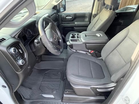 Used 2020 GMC Sierra 2500 4x4 Crew Cab w/ Convenience Package image 12