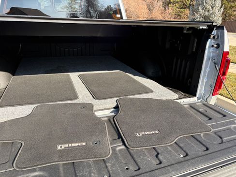 Used 2019 Ford F150 Raptor w/ Equipment Group 802A Luxury image 17