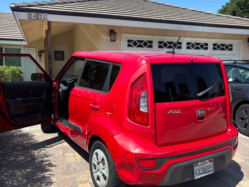Used 2013 Kia Soul FWD image 5