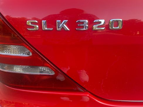 Used 2001 Mercedes-Benz SLK 320 image 14
