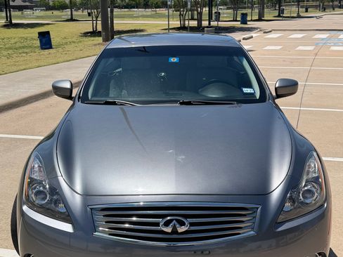 Used 2014 INFINITI Q60 Convertible w/ Premium Package RWD image 9