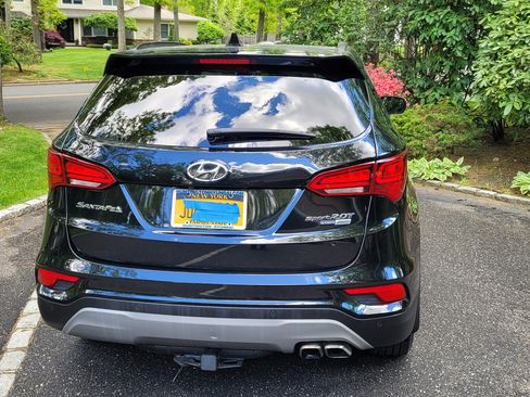 Used 2018 Hyundai Santa Fe Sport AWD/4WD image 4