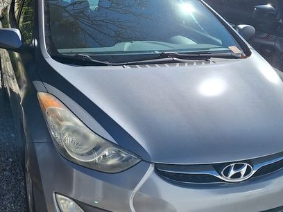 Used 2013 Hyundai Elantra GLS w/ Preferred Pkg