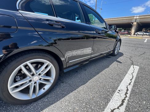 Used 2014 Mercedes-Benz C 300 4MATIC Sedan image 11
